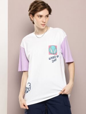 Kook N Keech Looney Tunes Printed Drop-Shoulder Sleeves Pure Cotton Oversized T-shirt